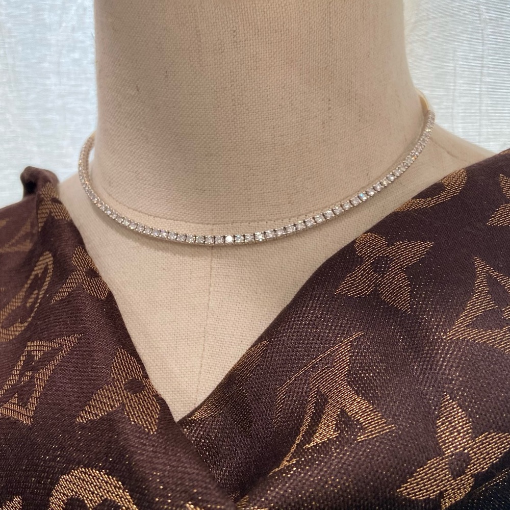 (SOLD) STEFAN HAFNER 18 karat white gold 3.35 TCW Diamond Collar Necklace